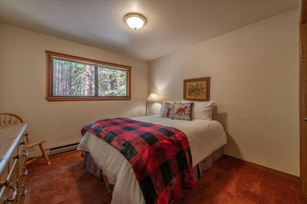 3Br Tahoe Donner Cabin With Hoa Perks Like Pools Hot-Tub Minutes To Trails Lake Golf Truckee Exterior photo