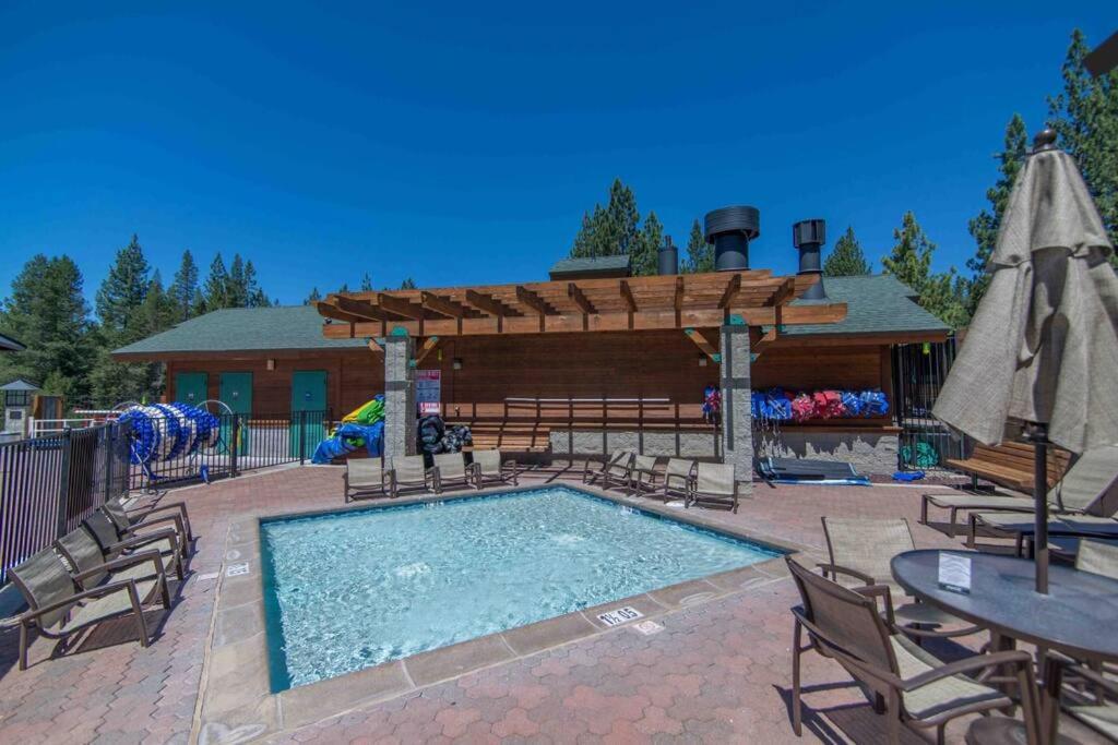 3Br Tahoe Donner Cabin With Hoa Perks Like Pools Hot-Tub Minutes To Trails Lake Golf Truckee Exterior photo